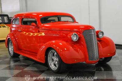 1937 Chevrolet Master Deluxe Sedan Street Rod