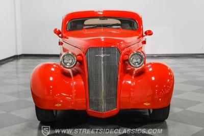 1937 Chevrolet Master Deluxe Sedan Street Rod