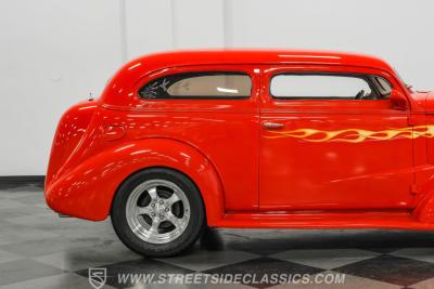 1937 Chevrolet Master Deluxe Sedan Street Rod