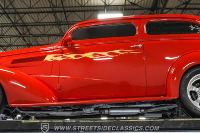 1937 Chevrolet Master Deluxe Sedan Street Rod