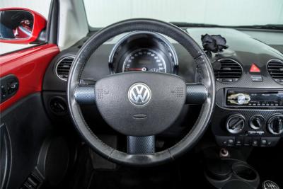 2006 Volkswagen New Beetle