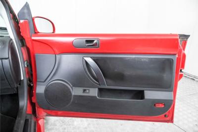 2006 Volkswagen New Beetle