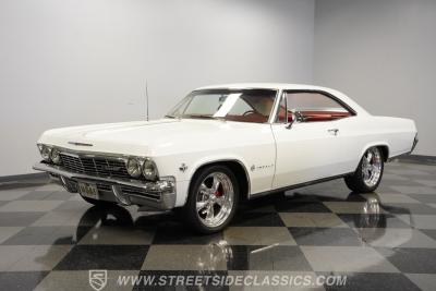 1965 Chevrolet Impala Restomod