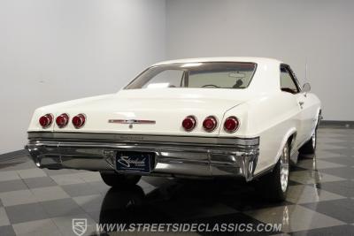 1965 Chevrolet Impala Restomod