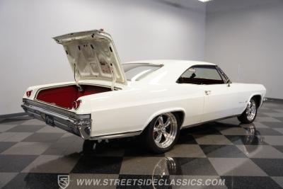 1965 Chevrolet Impala Restomod
