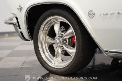 1965 Chevrolet Impala Restomod