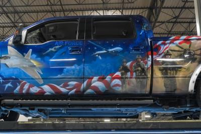 2009 Ford F-150 Lariat SuperCrew Custom &quot;Freedom&quot; Truck