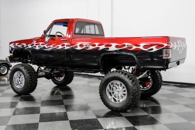 1986 Chevrolet K10 4x4 Tribute Show Truck