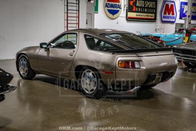 1983 Porsche 928