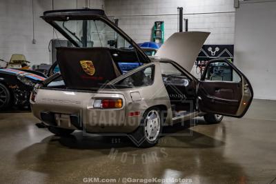 1983 Porsche 928