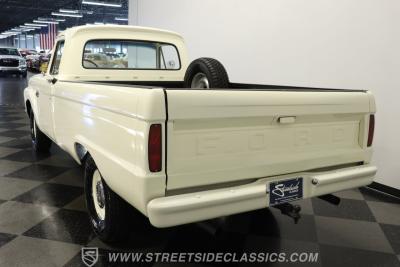 1965 Ford F-100