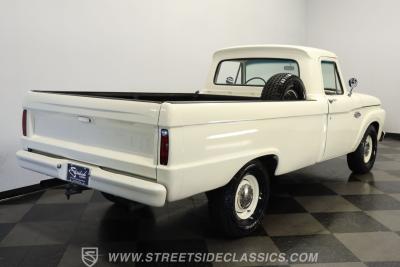 1965 Ford F-100