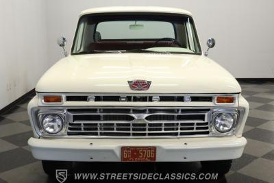 1965 Ford F-100
