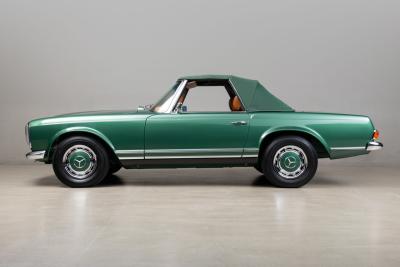 1970 Mercedes - Benz 280SL