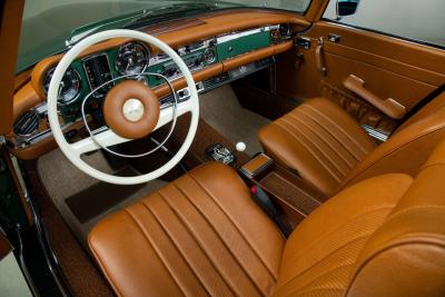 1970 Mercedes - Benz 280SL