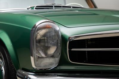 1970 Mercedes - Benz 280SL