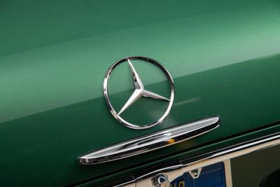 1970 Mercedes - Benz 280SL