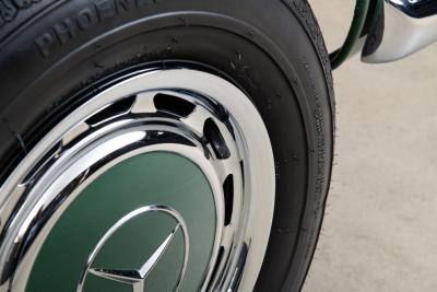 1970 Mercedes - Benz 280SL