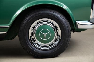1970 Mercedes - Benz 280SL
