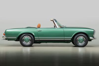 1970 Mercedes - Benz 280SL