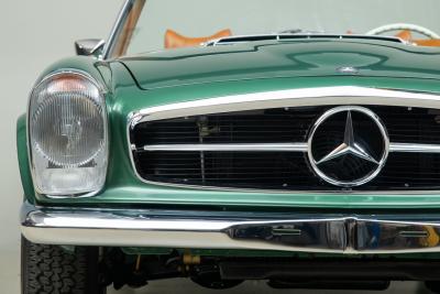 1970 Mercedes - Benz 280SL