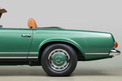 1970 Mercedes - Benz 280SL