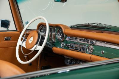 1970 Mercedes - Benz 280SL