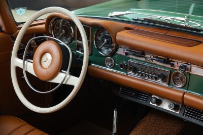 1970 Mercedes - Benz 280SL