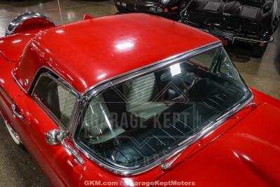 1957 Ford Thunderbird