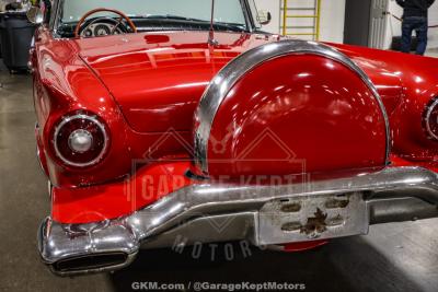 1957 Ford Thunderbird