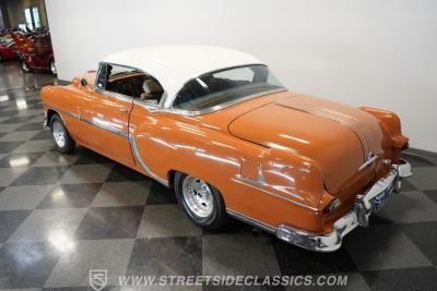 1954 Pontiac 8