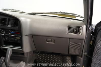 1992 Toyota 4Runner SR5 4X4