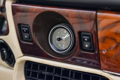 1989 Aston Martin V8