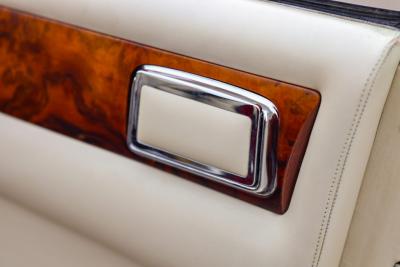 1989 Aston Martin V8