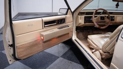 1987 Cadillac Coupe DeVille