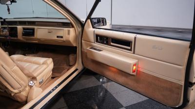 1987 Cadillac Coupe DeVille