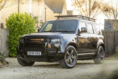 2024 Land Rover Defender 110 X-Dynamic SE PHEV