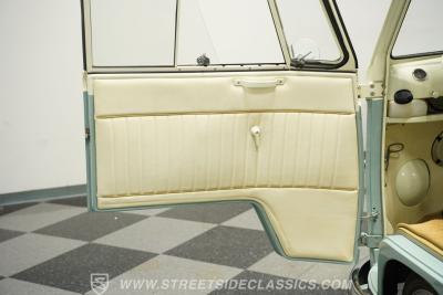 1966 Volkswagen Type 2 Weekender
