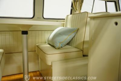 1966 Volkswagen Type 2 Weekender