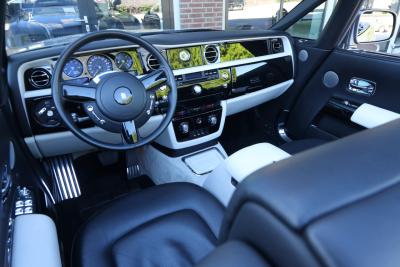 2009 Rolls - Royce Phantom Drophead Coup&eacute; &ldquo;One of the finest&rdquo;