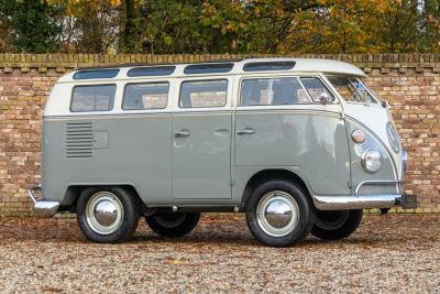 1967 Volkswagen T1 &ldquo;Samba-Customized&rdquo;/ Micro Bus