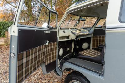 1967 Volkswagen T1 &ldquo;Samba-Customized&rdquo;/ Micro Bus