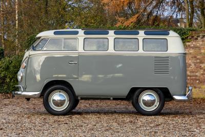 1967 Volkswagen T1 &ldquo;Samba-Customized&rdquo;/ Micro Bus