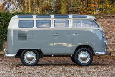 1967 Volkswagen T1 &ldquo;Samba-Customized&rdquo;/ Micro Bus
