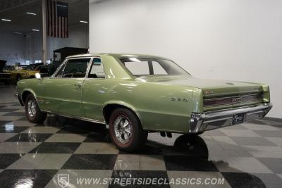 1964 Pontiac GTO Tri Power