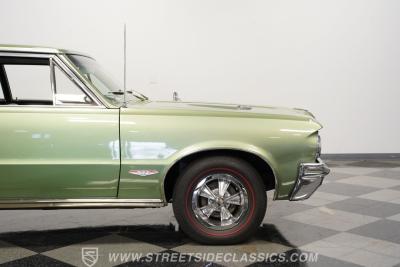 1964 Pontiac GTO Tri Power