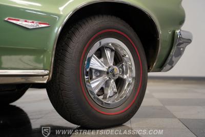 1964 Pontiac GTO Tri Power