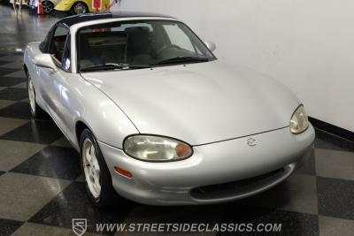 1999 Mazda Miata