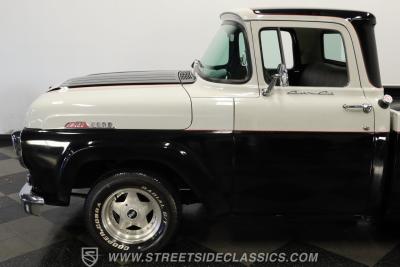 1957 Ford F-100