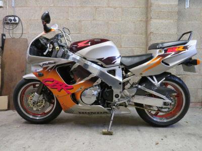 1995 Honda CBR900RR-T SC28 FIREBLADE
